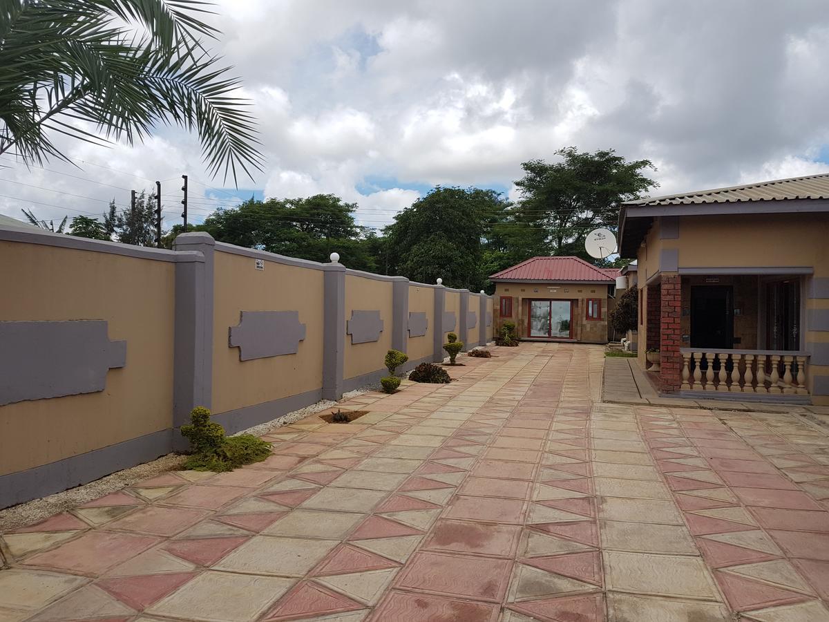 Rugems Executive Lodge لوساكا المظهر الخارجي الصورة